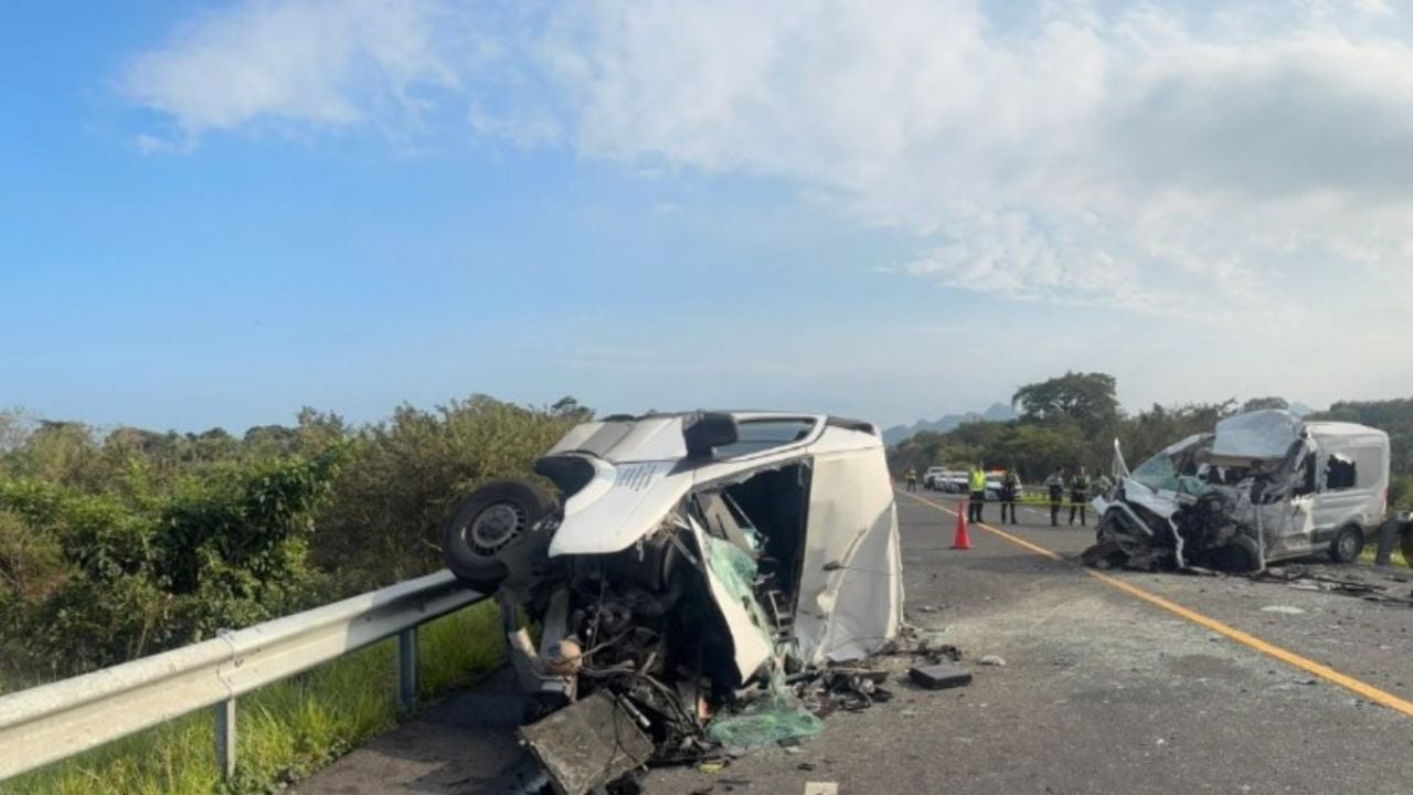 Trágico accidente en Veracruz: Comitiva de Sheinbaum choca, 3 muertos